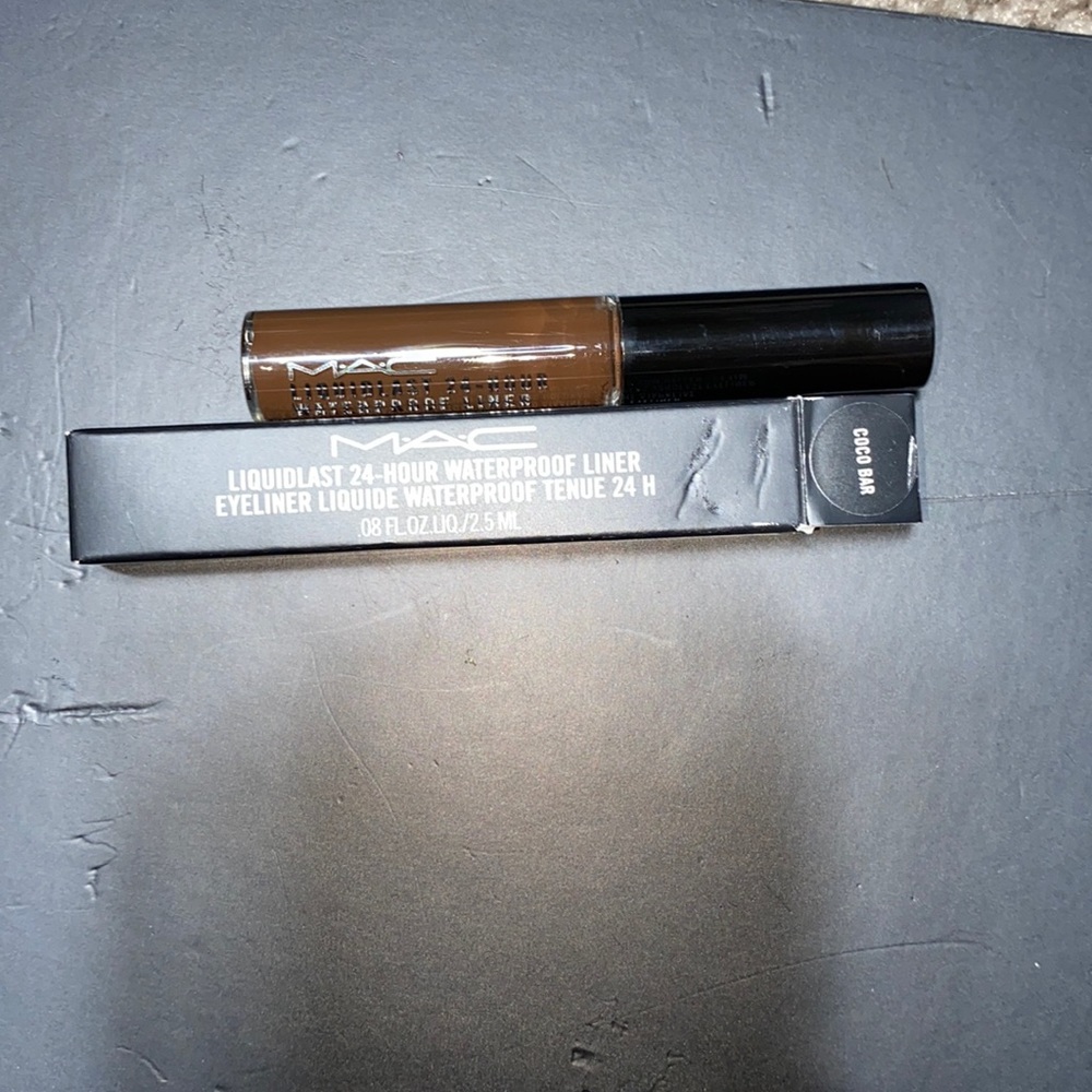 New Mac 24 hour water proof eye liner !